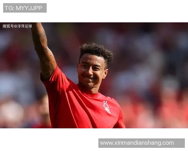 聚焦7号球星足坛传奇之路:从初露锋芒到全球瞩目的足球巨星